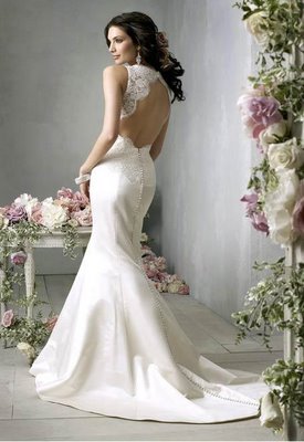 vestido-de-casamento-com-abertura-nas-costas
